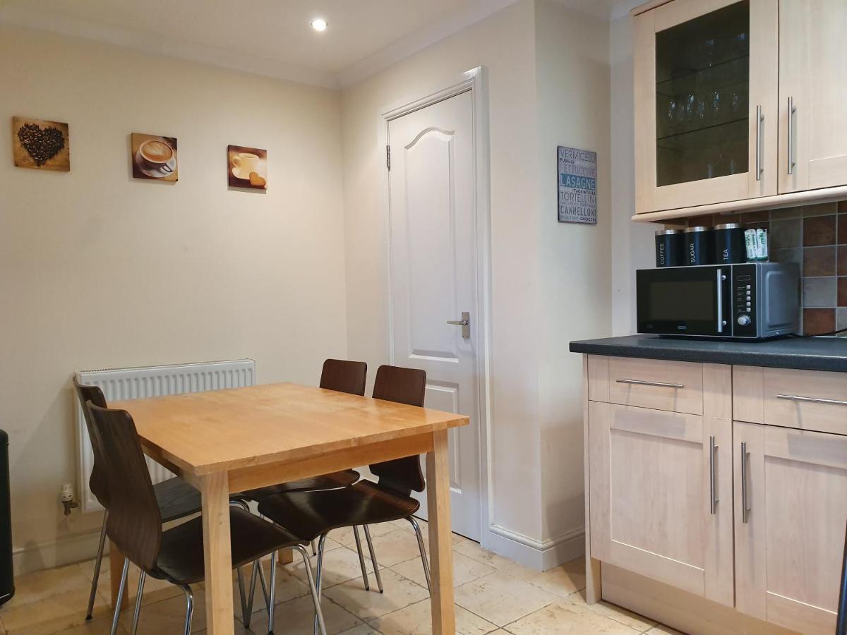 Old Town Central Apartment Swindon