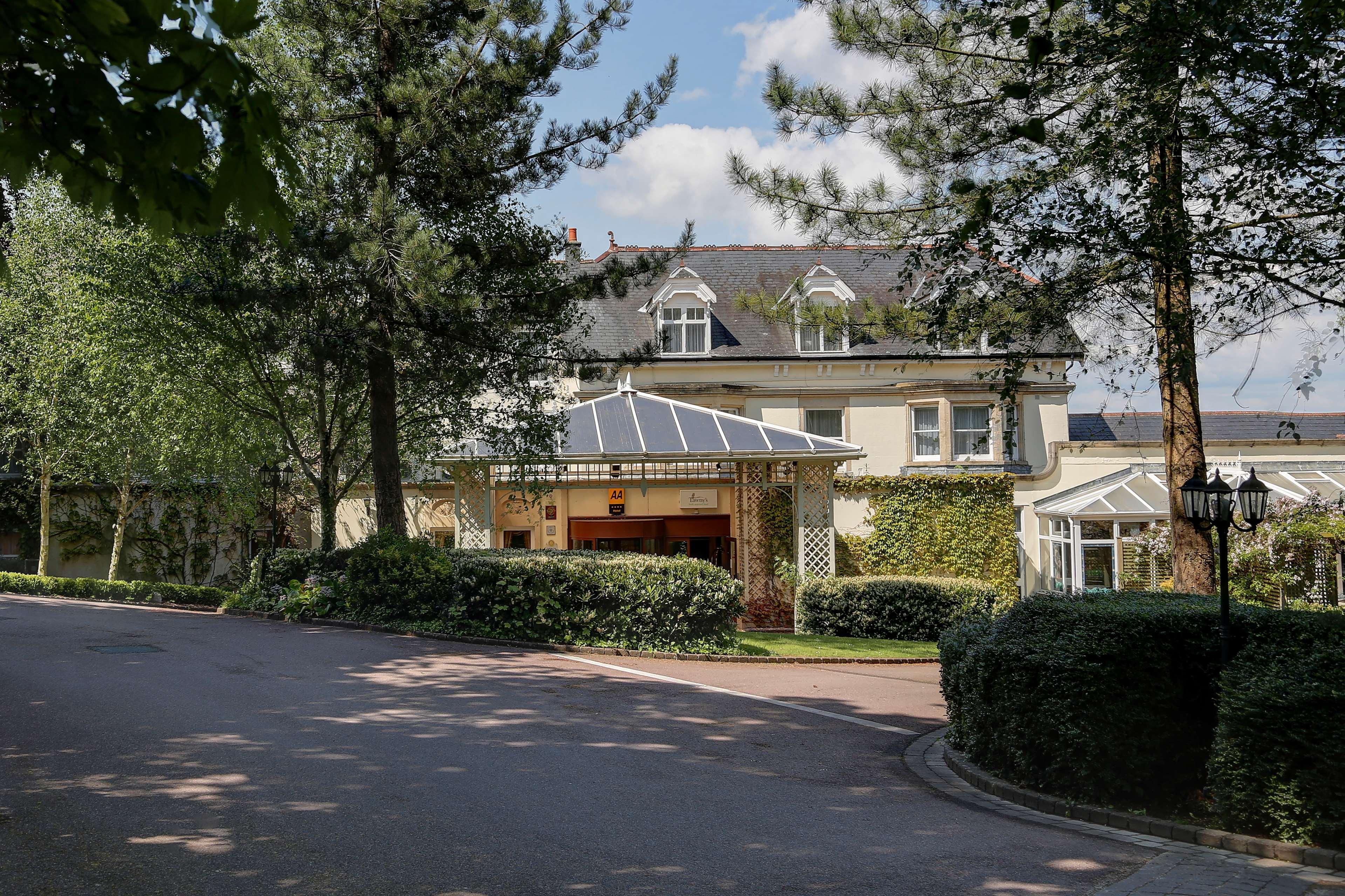 Blunsdon House Hotel, Bw Premier Collection Hotel 4*