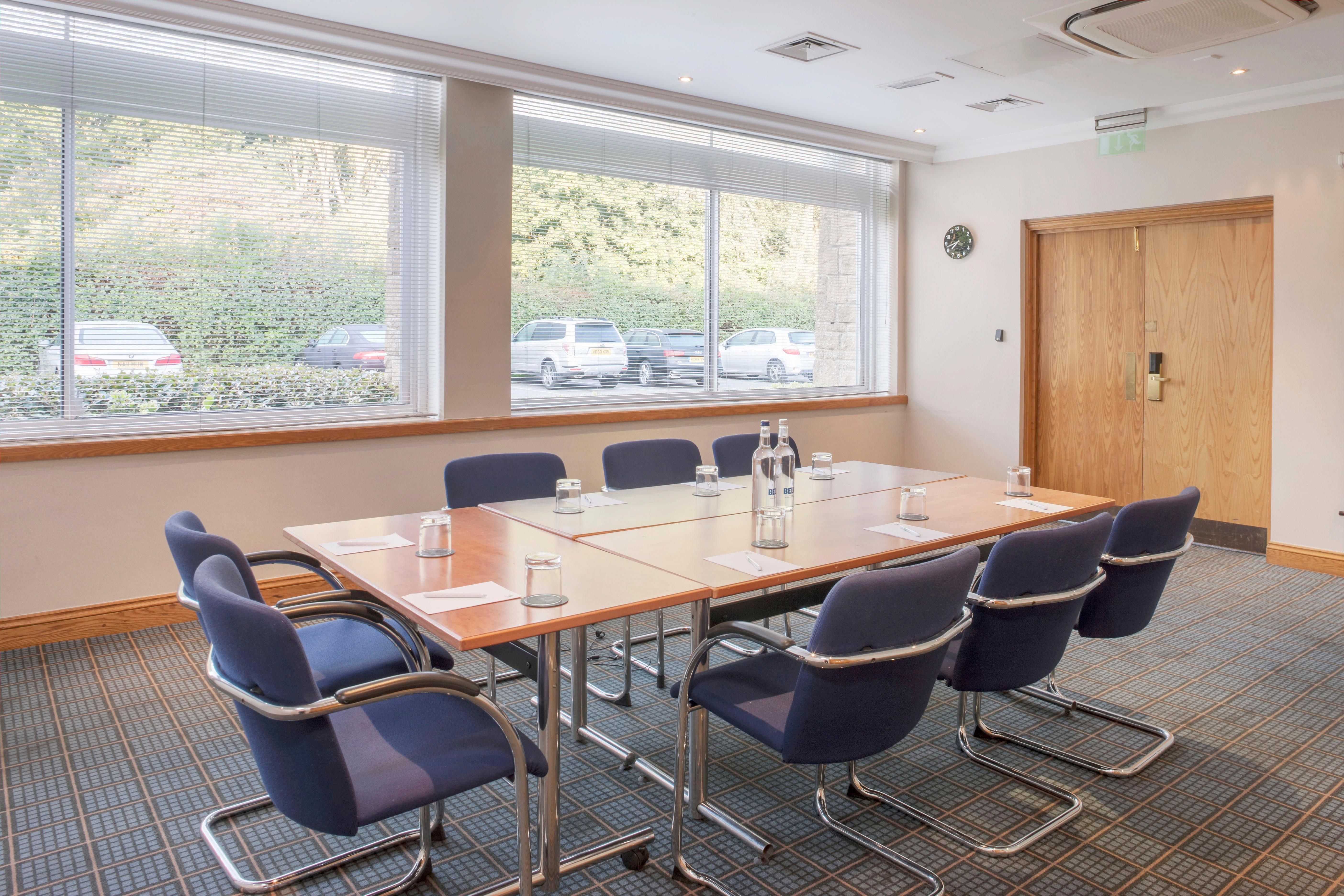 By Ihg Hotel Swindon