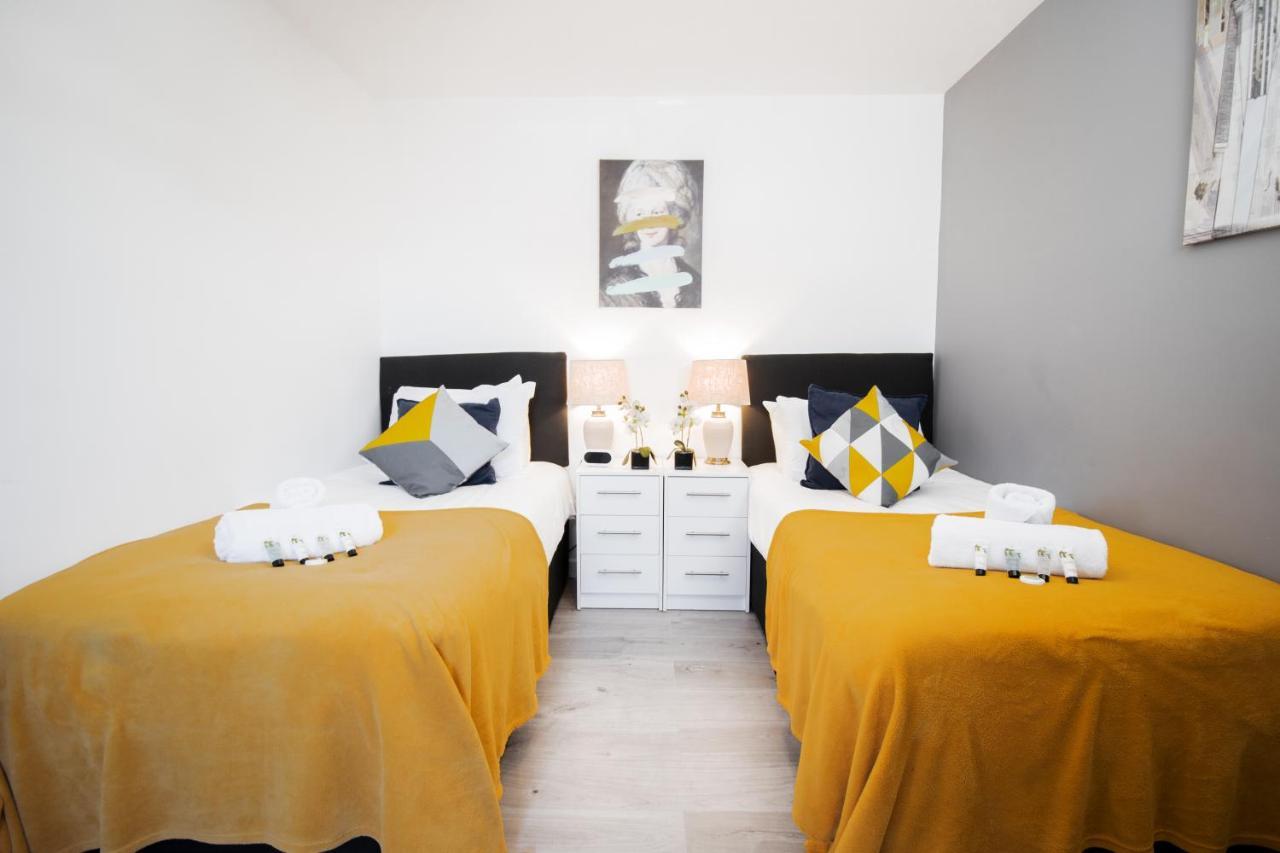 Apartment Longfield - Free Parking Swindon