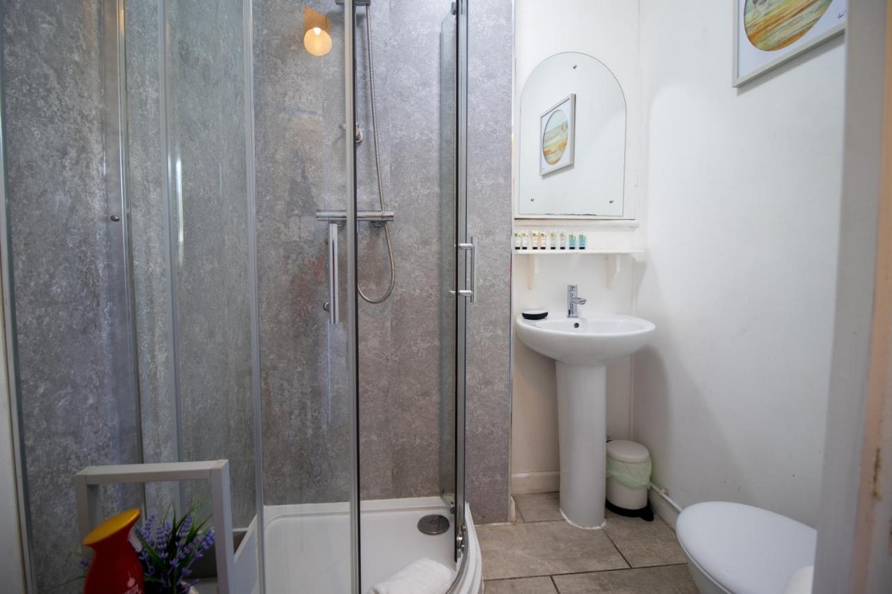Apartment Longfield - Free Parking Swindon