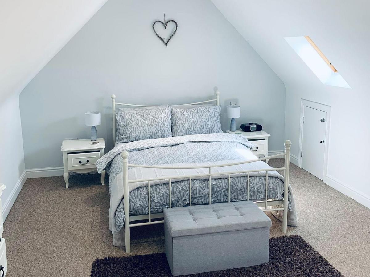 The Coach House Holiday home Swindon
