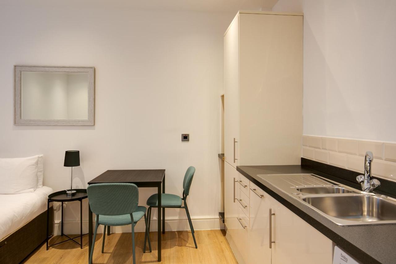 Apartamento Charles Hope *