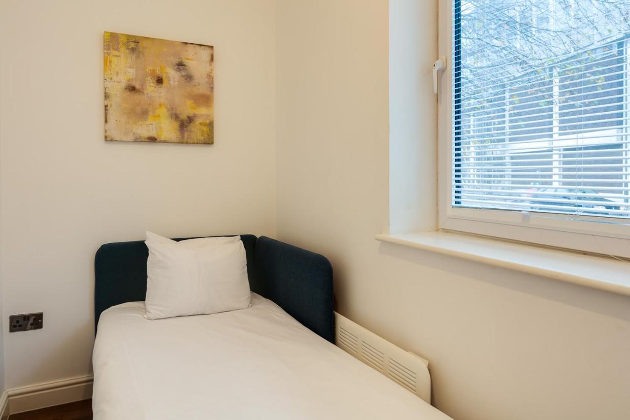 Apartamento Charles Hope *