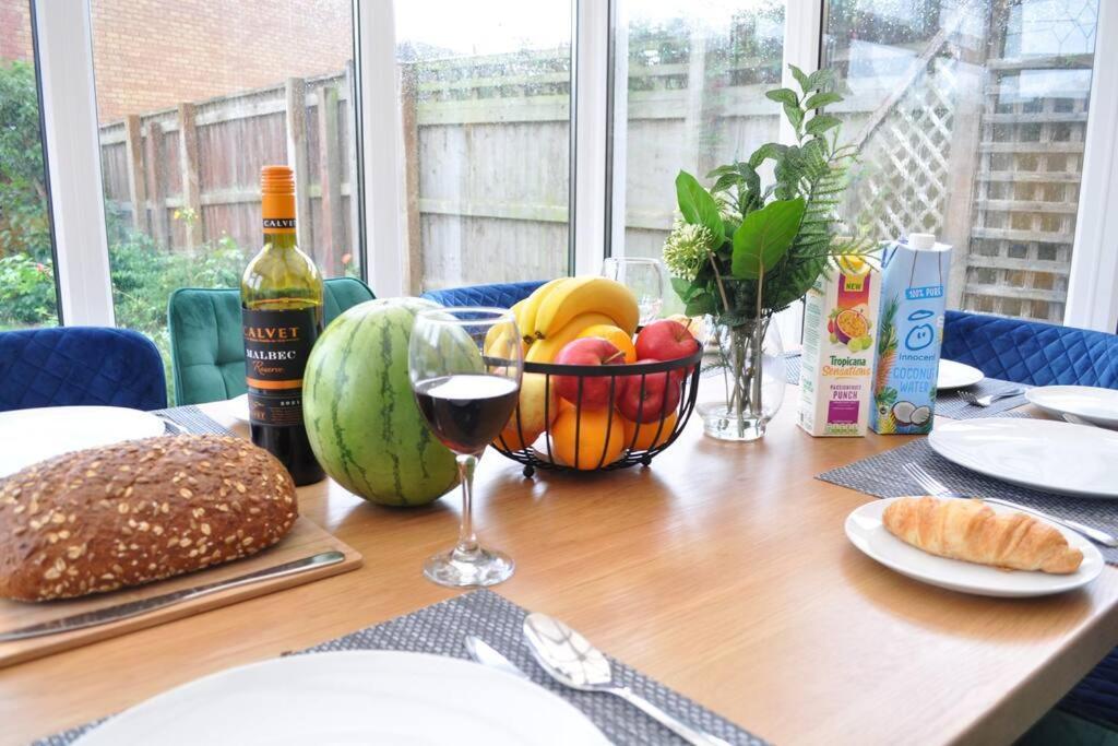 The Redbridge House Holiday home Swindon