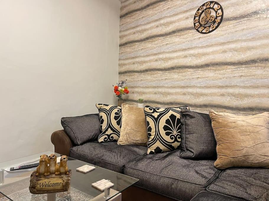 Beanie's @lornestreet Apartment Swindon