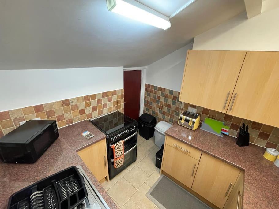 Beanie's @lornestreet Apartment Swindon