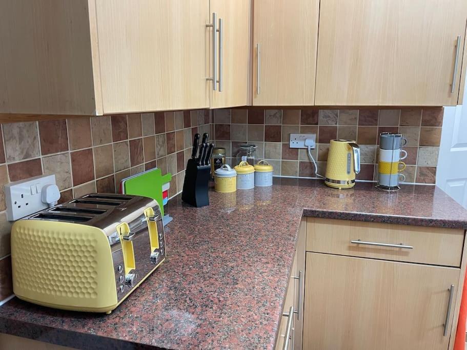 Beanie's @lornestreet Apartment Swindon