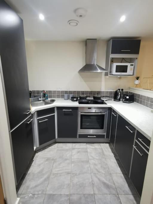 Paramount View Apartment Swindon