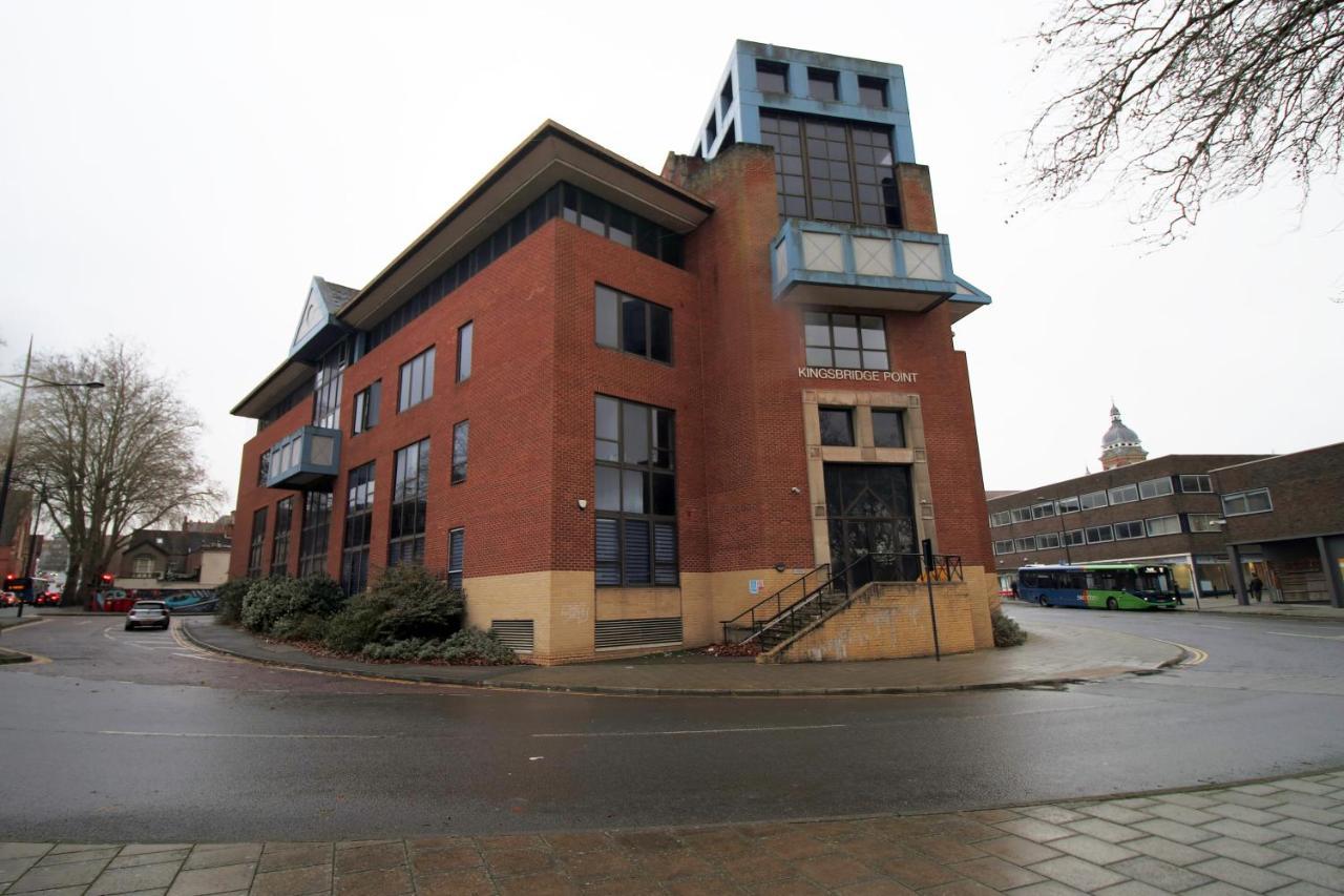 Kingsbridge Point - Cosy One Bed Near Town Centre, * Swindon