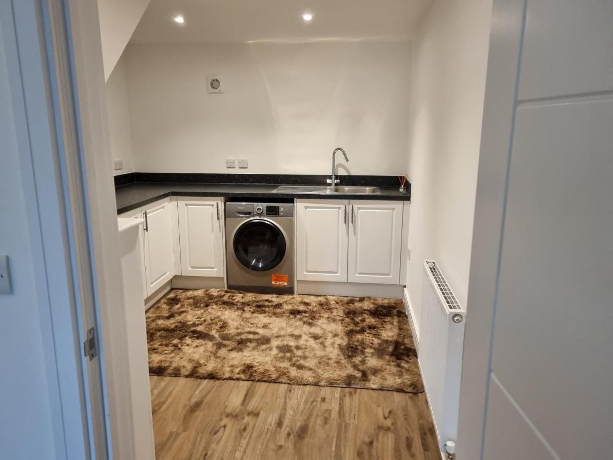 A Spacious And Hearty 2bd *