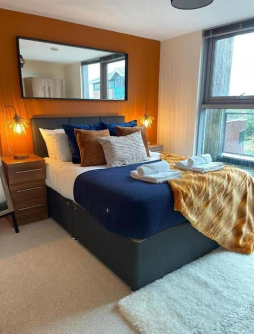 Paramount Living 105 Swindon