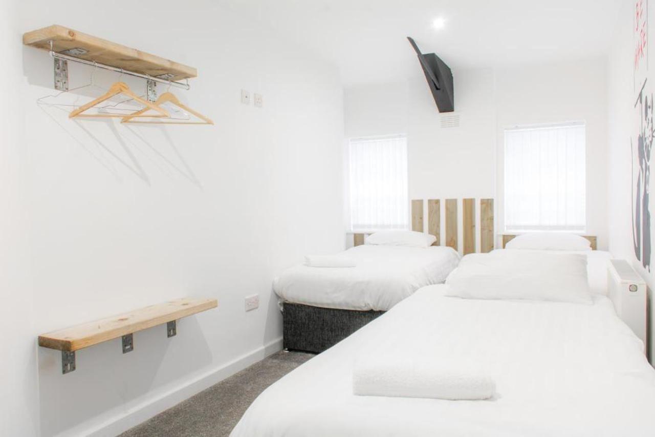 Fleet Street Apartment Swindon