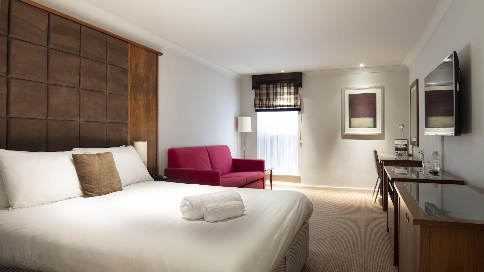 Alexandra House 4*