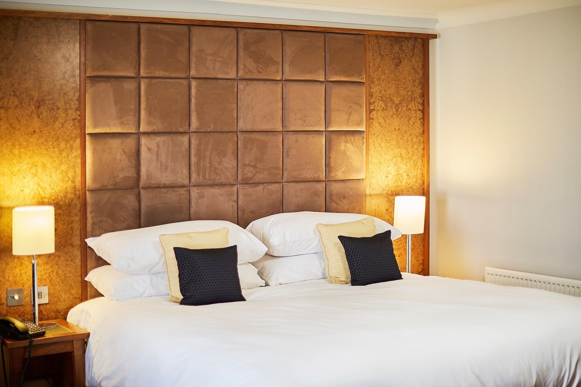 Alexandra House Hotel Swindon