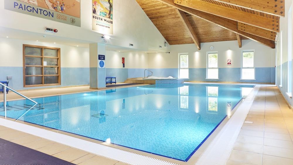 Alexandra House Hotel 4*