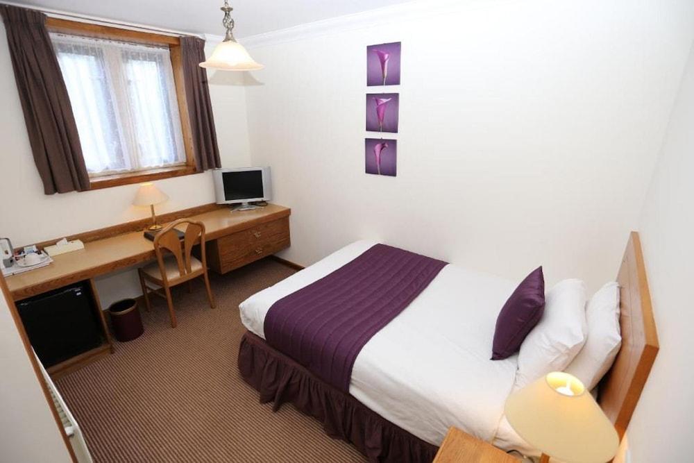 Stanton House Swindon