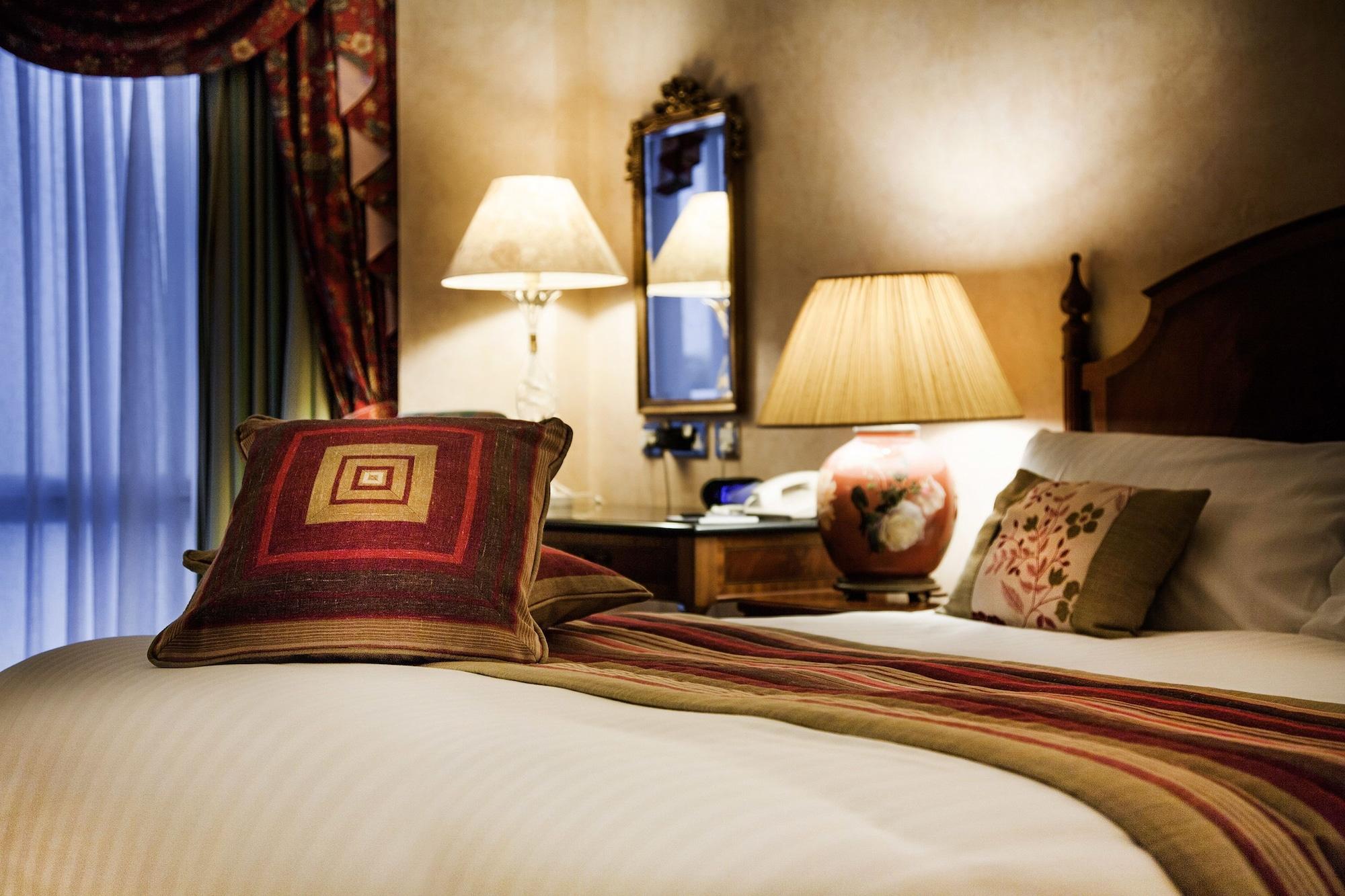Hotel Blunsdon House Hotel, Bw Premier Collection 4*