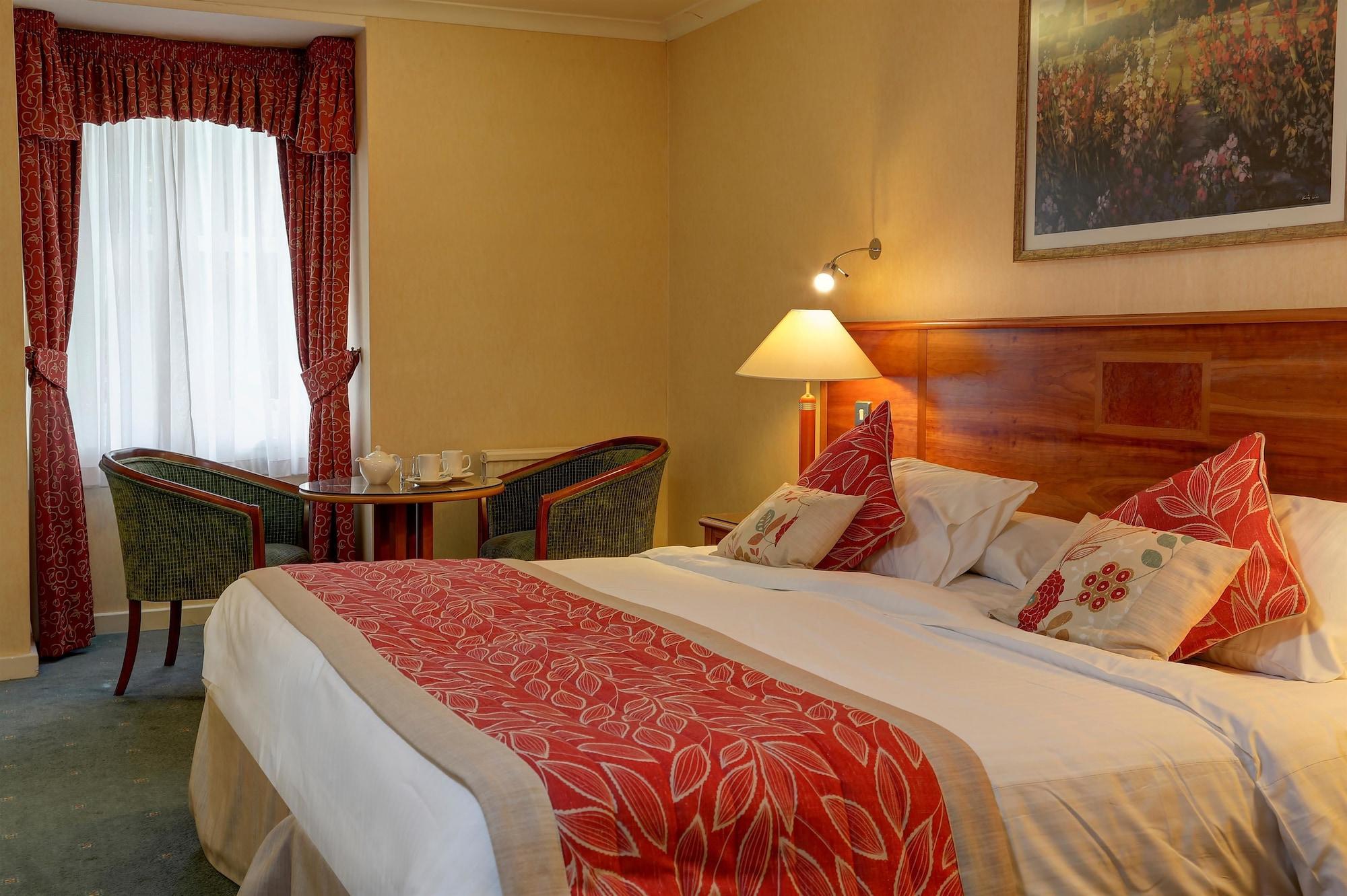 Blunsdon House Hotel, Bw Premier Collection 4*