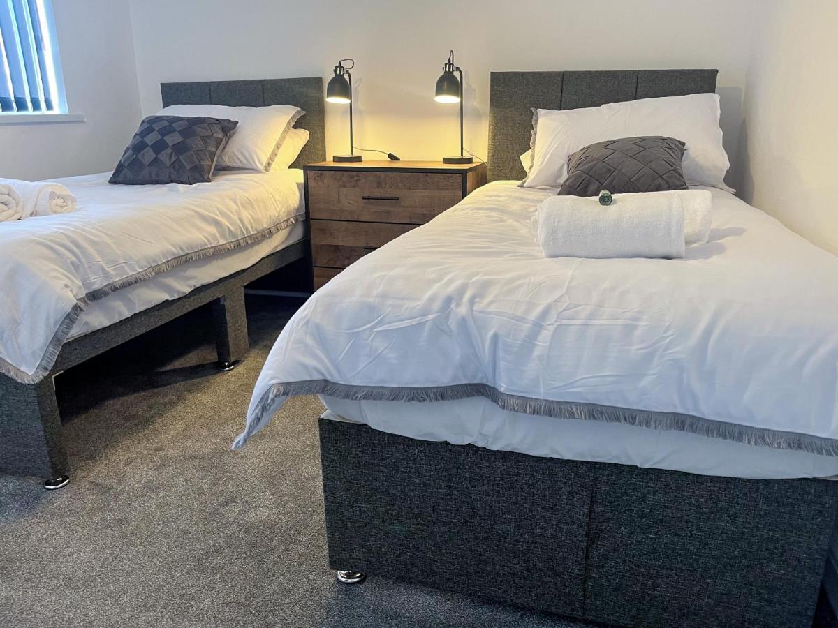 The Quiet Sanctuary - 4 Bedroom Holiday home *