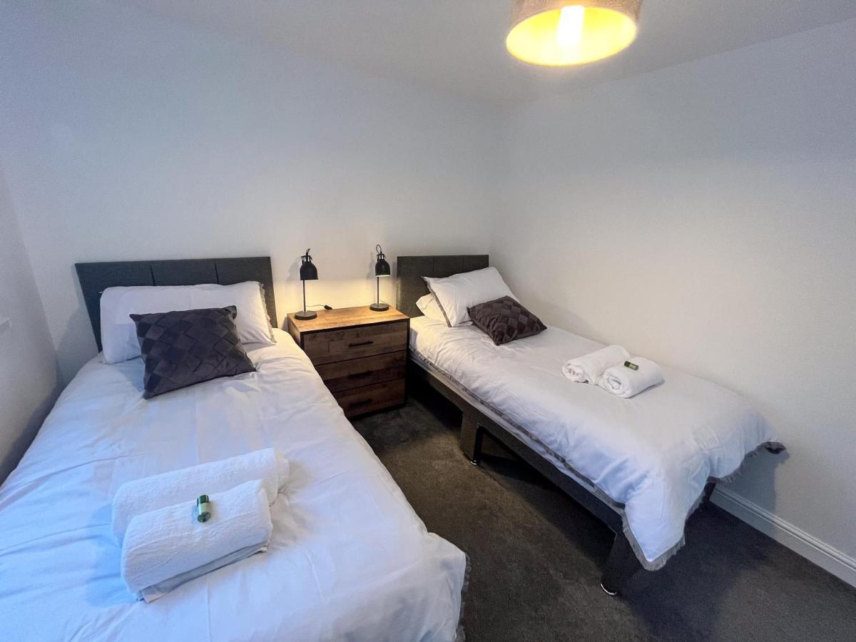 The Quiet Sanctuary - 4 Bedroom Holiday home