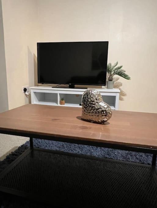 Apartamento Cozy 2bed W/ Parking