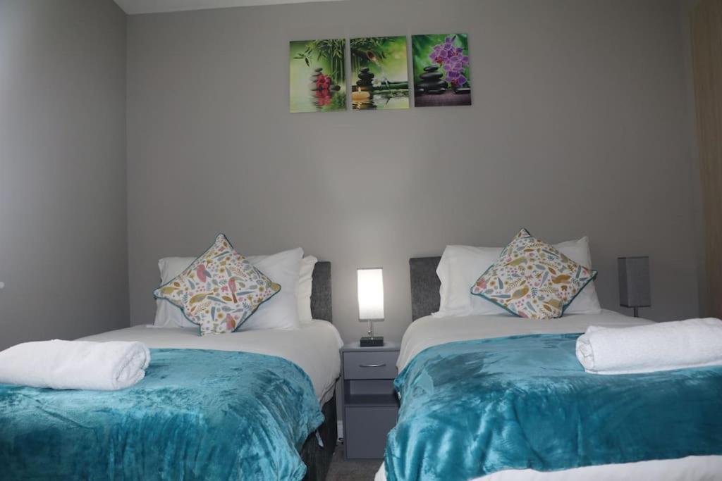 Coleridge House Private Parking Netflix *