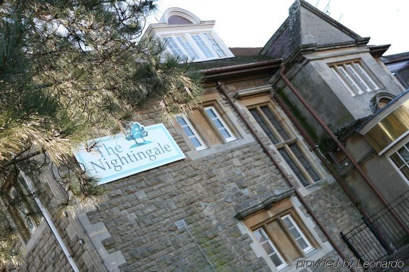 Hotel South Marston And Leisure Club