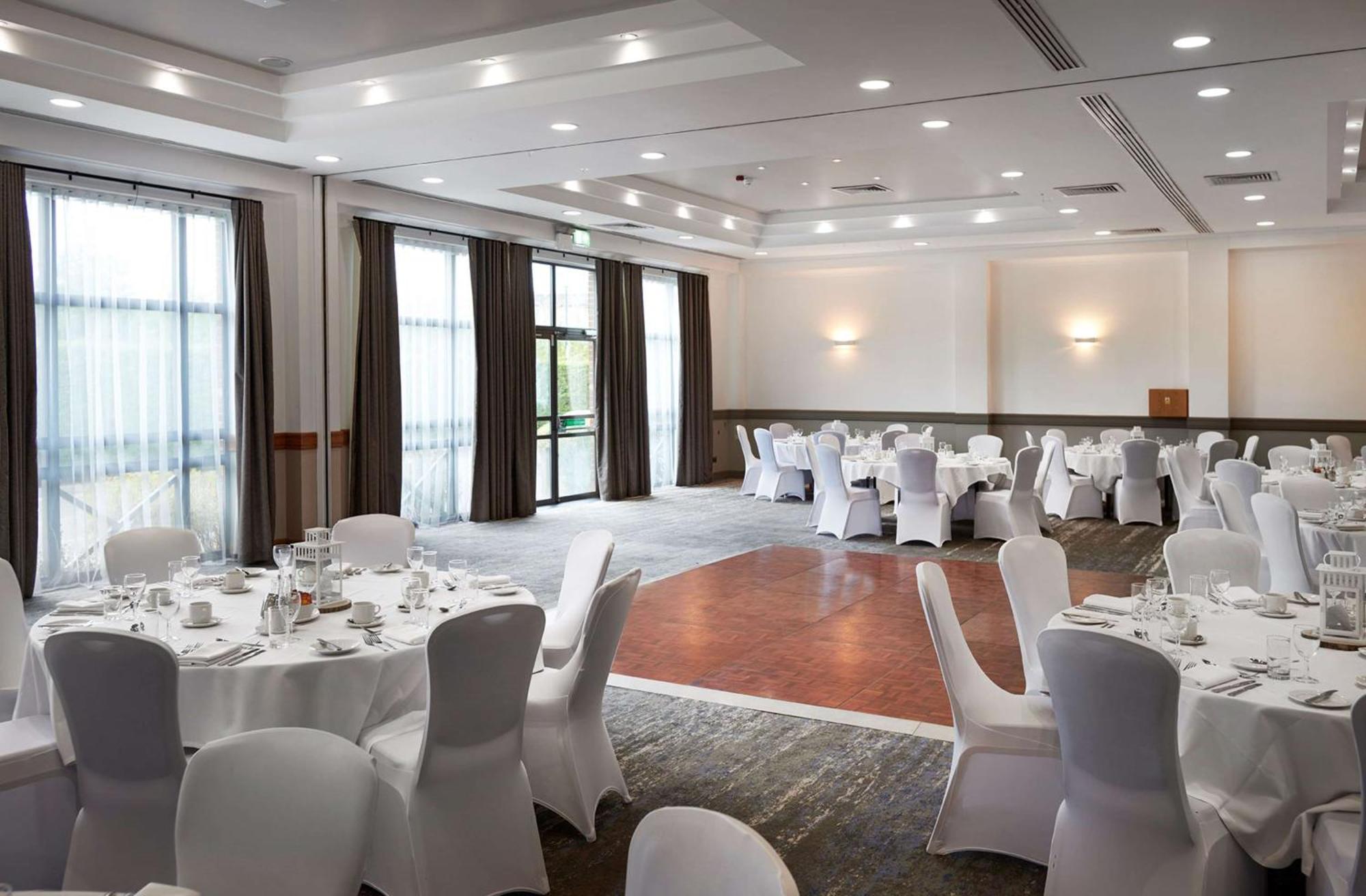 Doubletree By Hilton Swindon