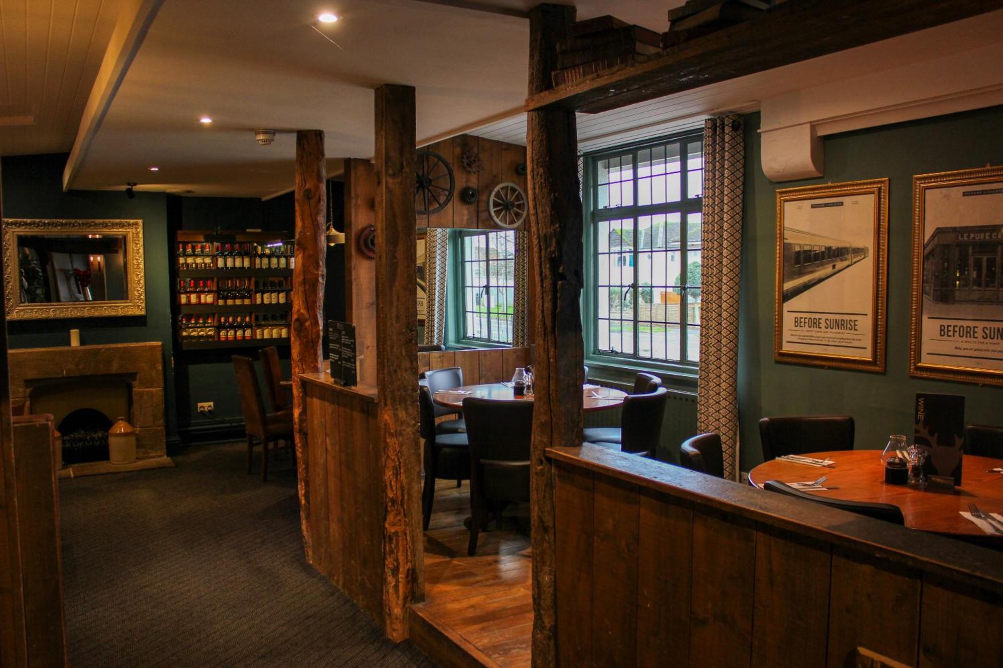 The White Hart 4*