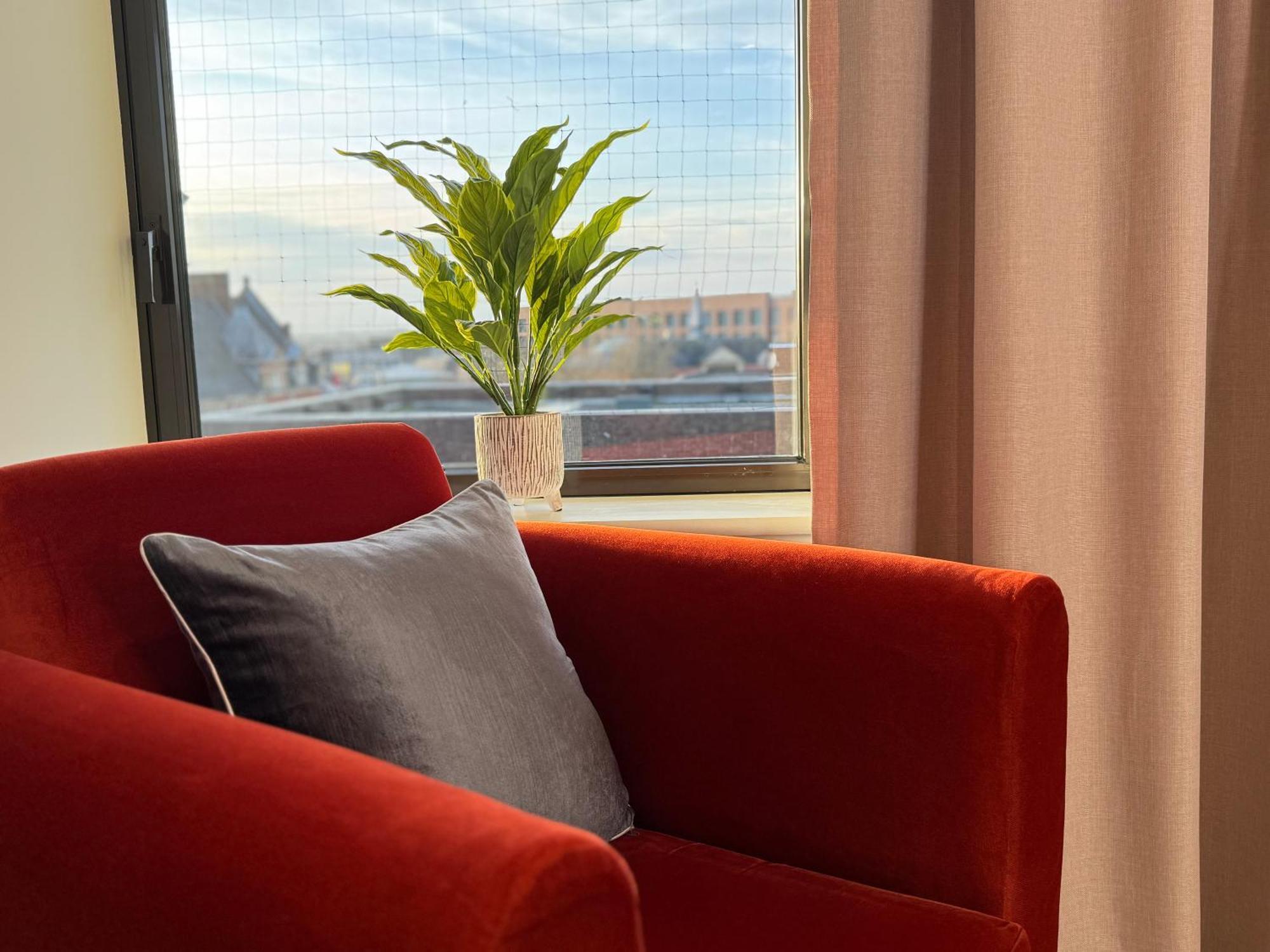 Elegant One Bedroom Swindon