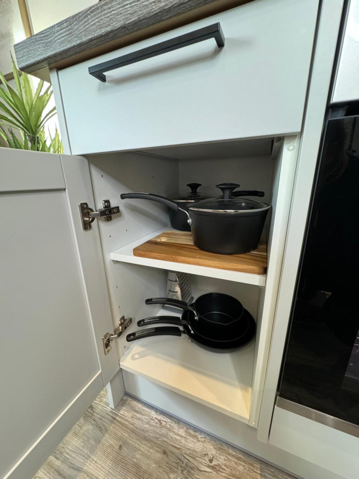 Elegant One Bedroom * Swindon