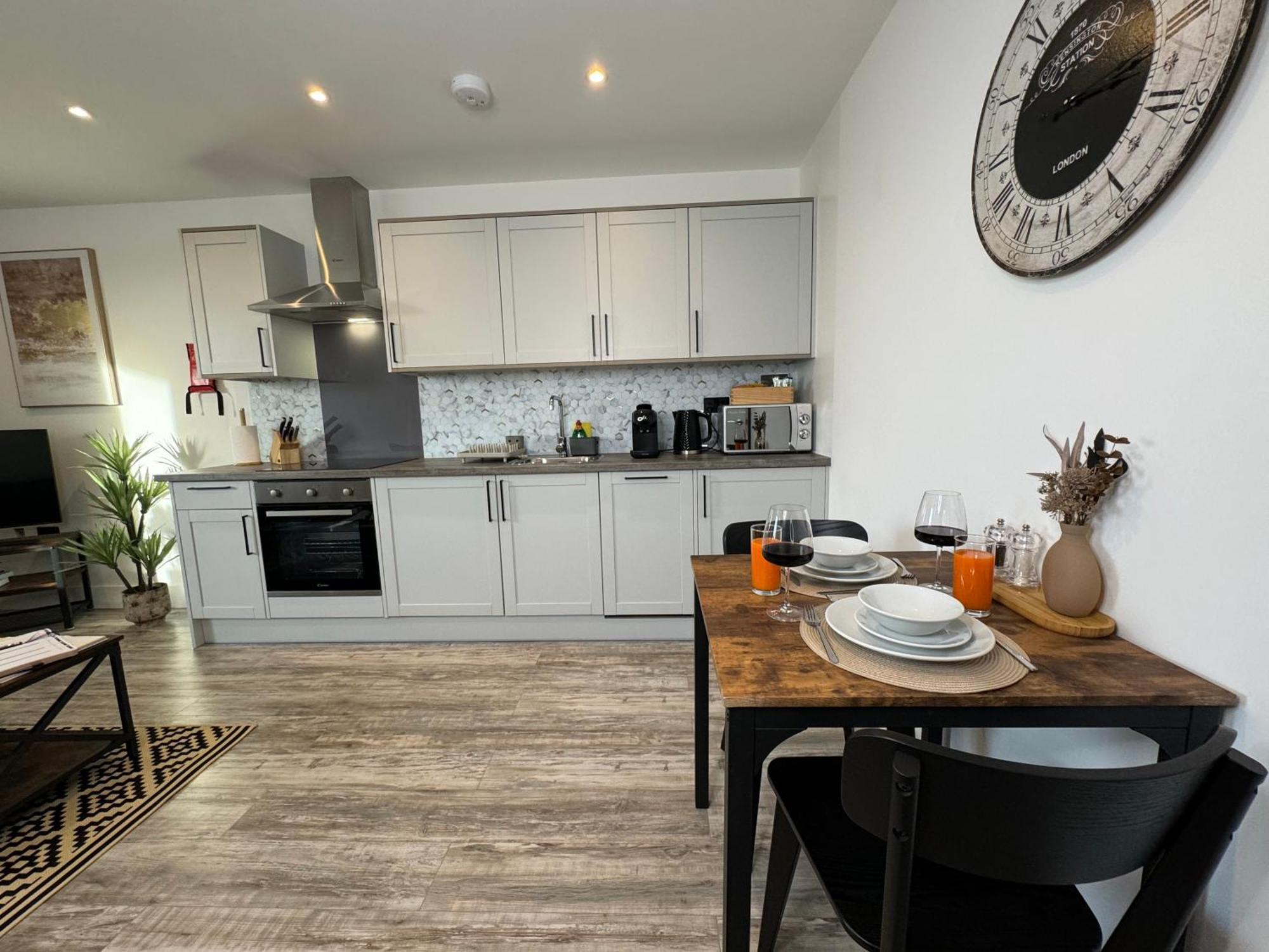Elegant One Bedroom *