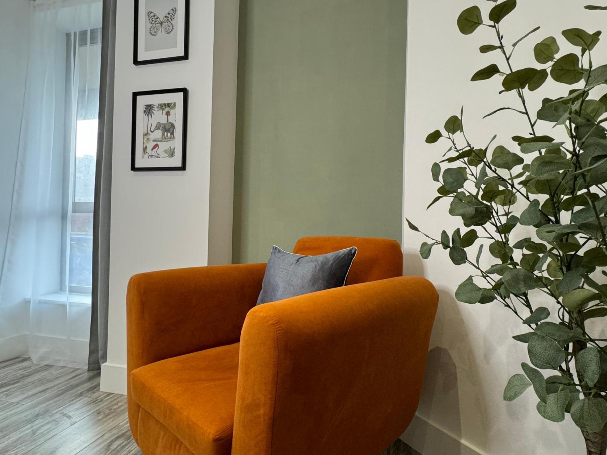 Modern One-bedroom * Swindon