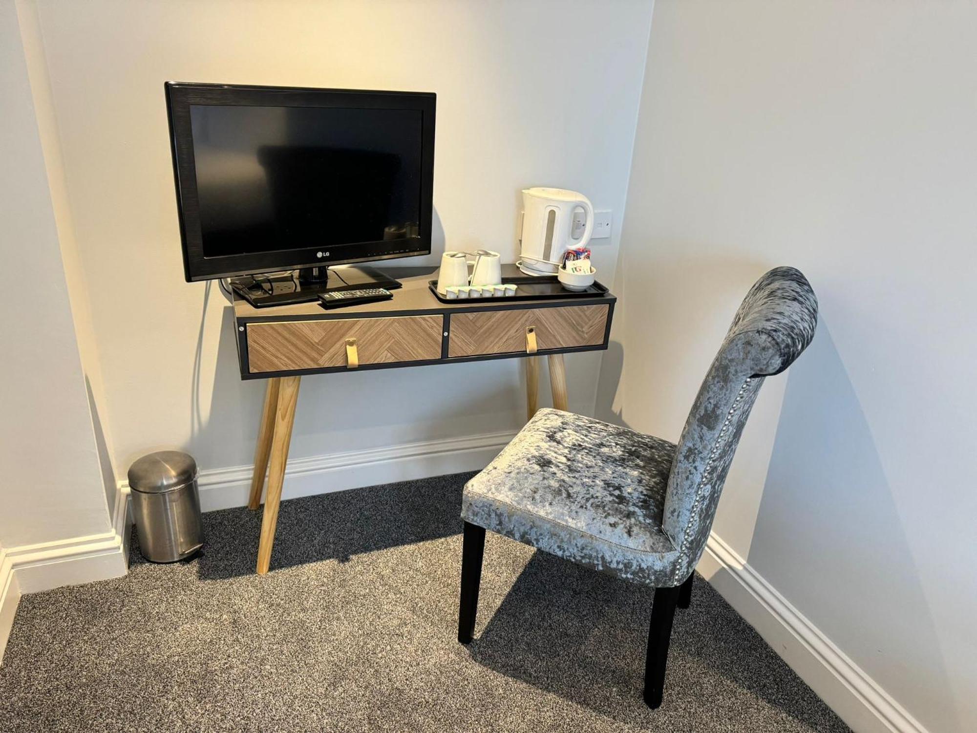 Marsh Farm Hotel 3*