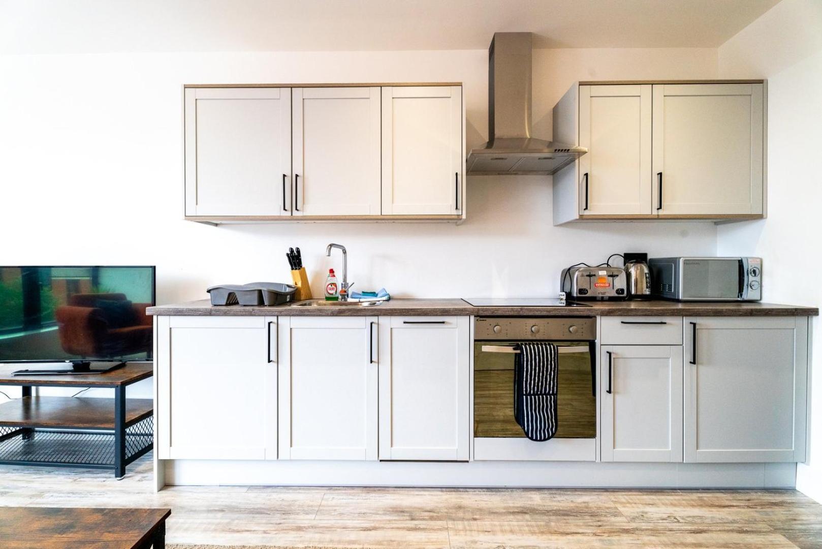 Central Gem Stylish 1-bedroom Apartamento Swindon