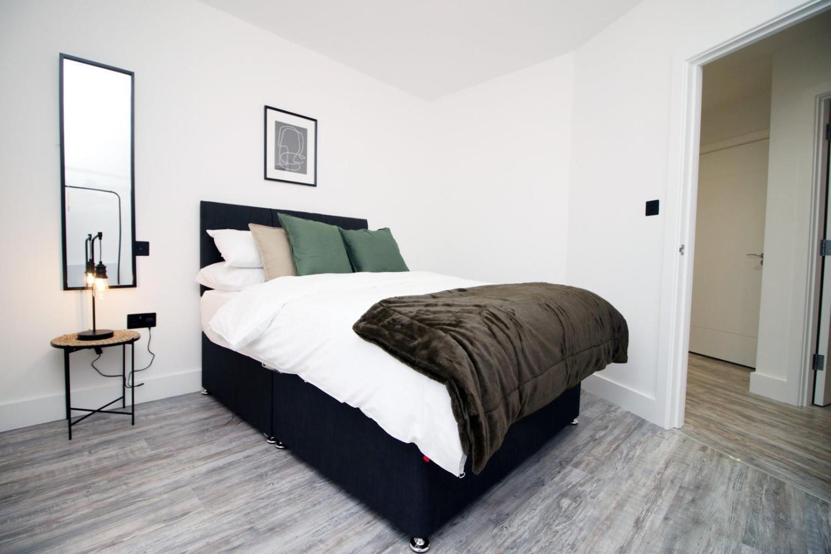 2 Bedroom With Free Parking