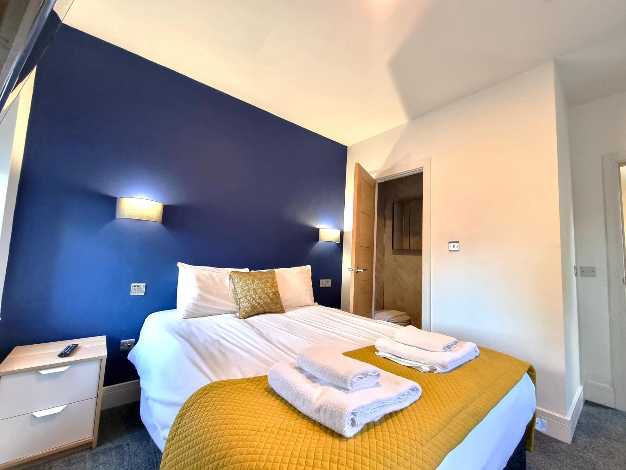 Bath Road Apartment Swindon