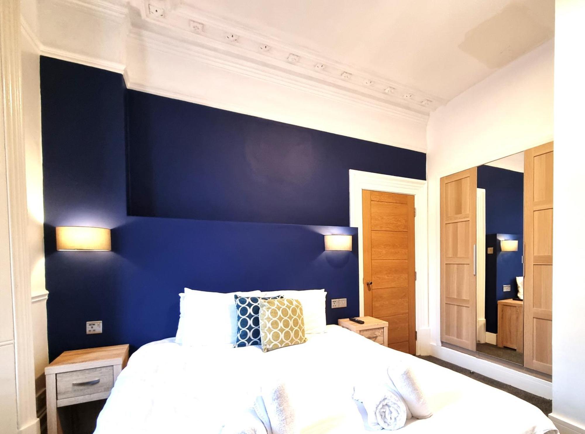 Apartment Bath Road Swindon