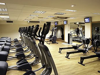 Hotel South Marston And Leisure Club Swindon