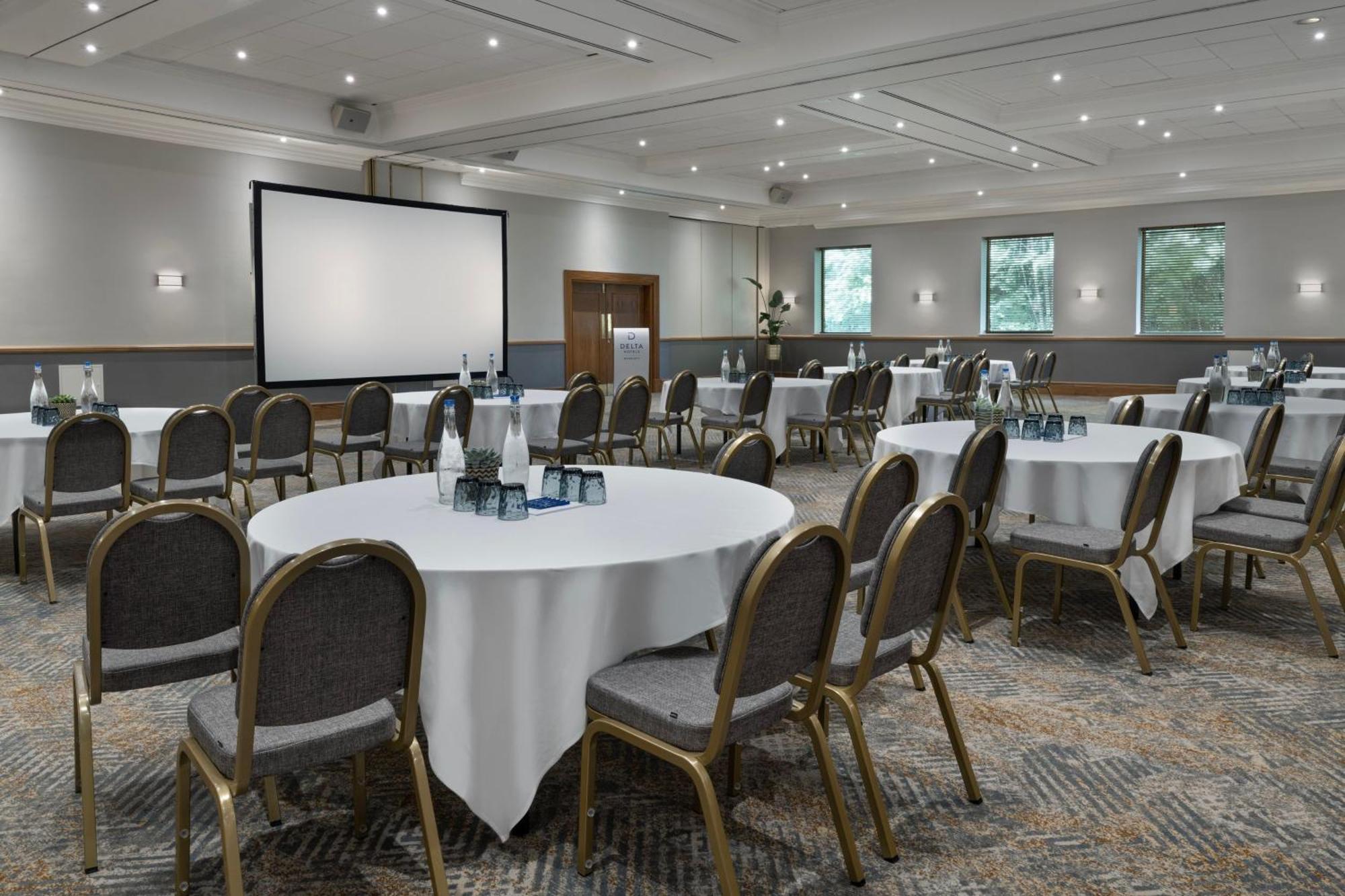 Khách sạn Delta By Marriott Swindon