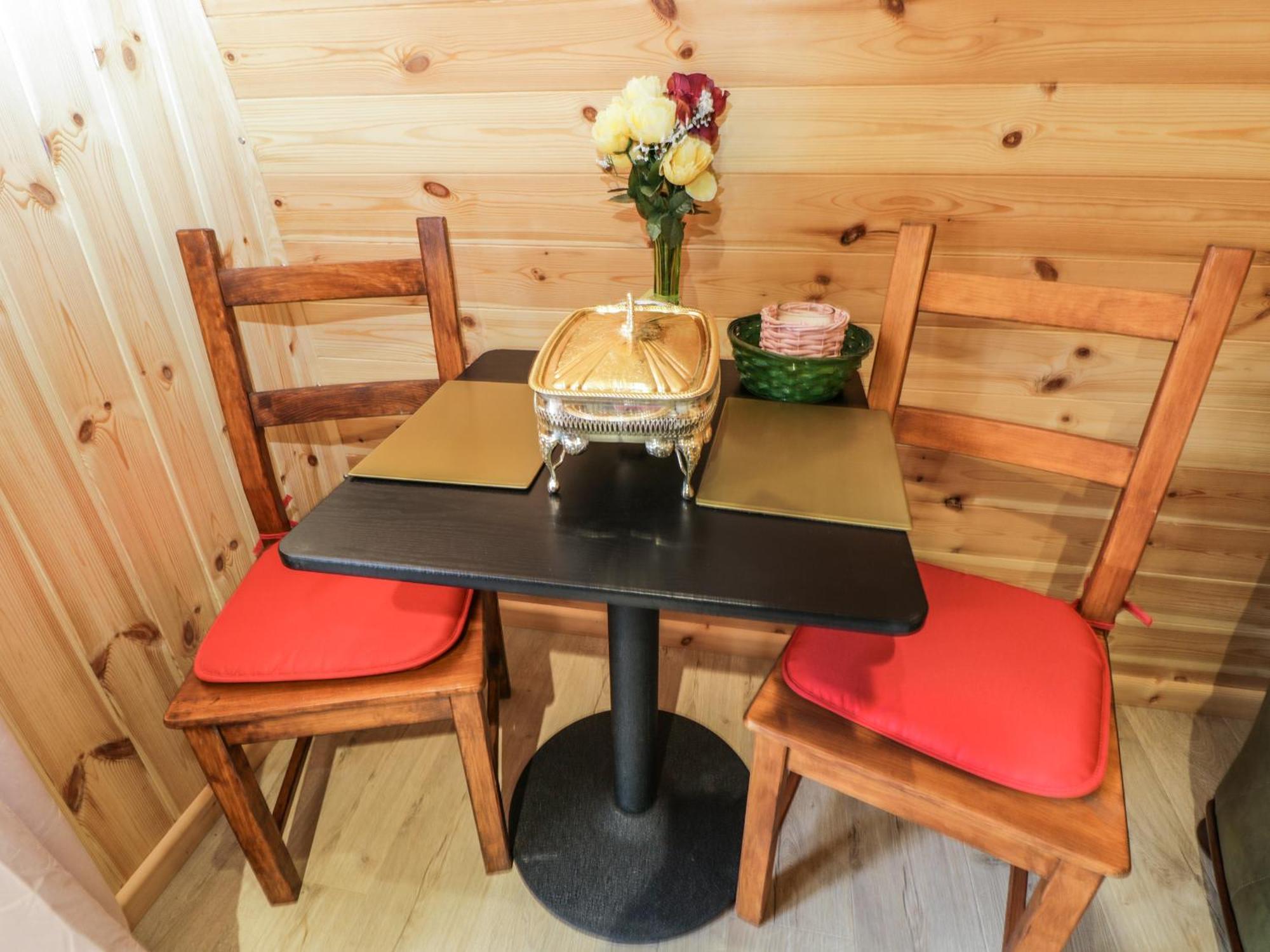 Holiday home The Poddy Swindon