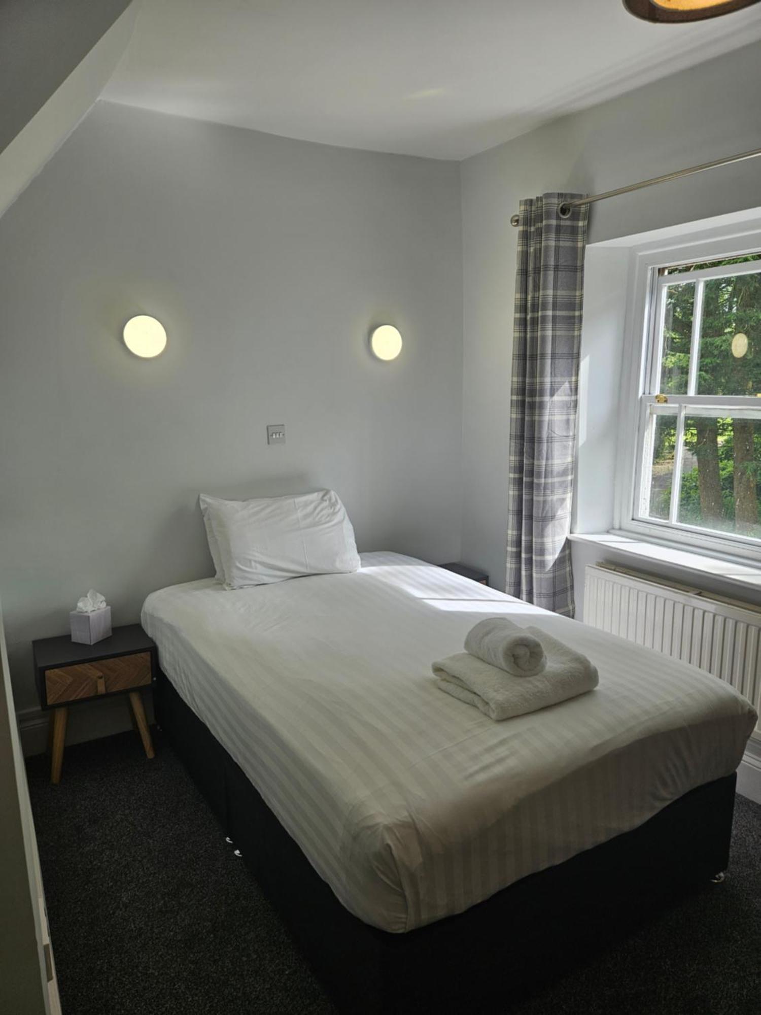 Marsh Farm Hotel Swindon