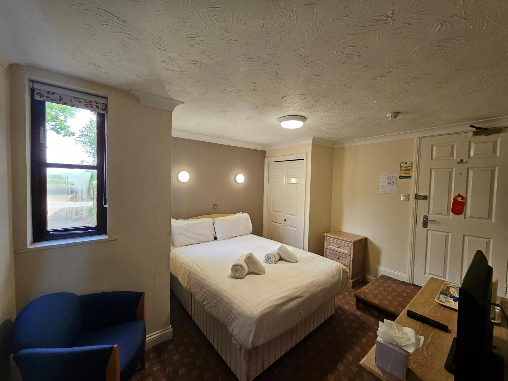 Marsh Farm Hotel Swindon