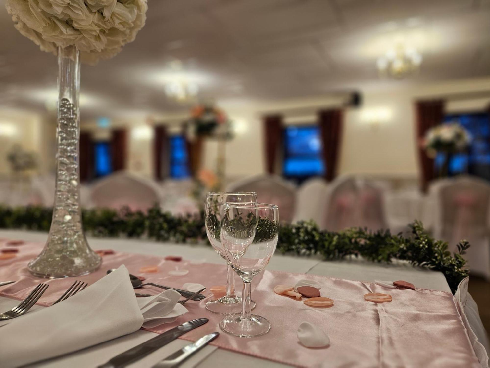 Marsh Farm Hotel 3*
