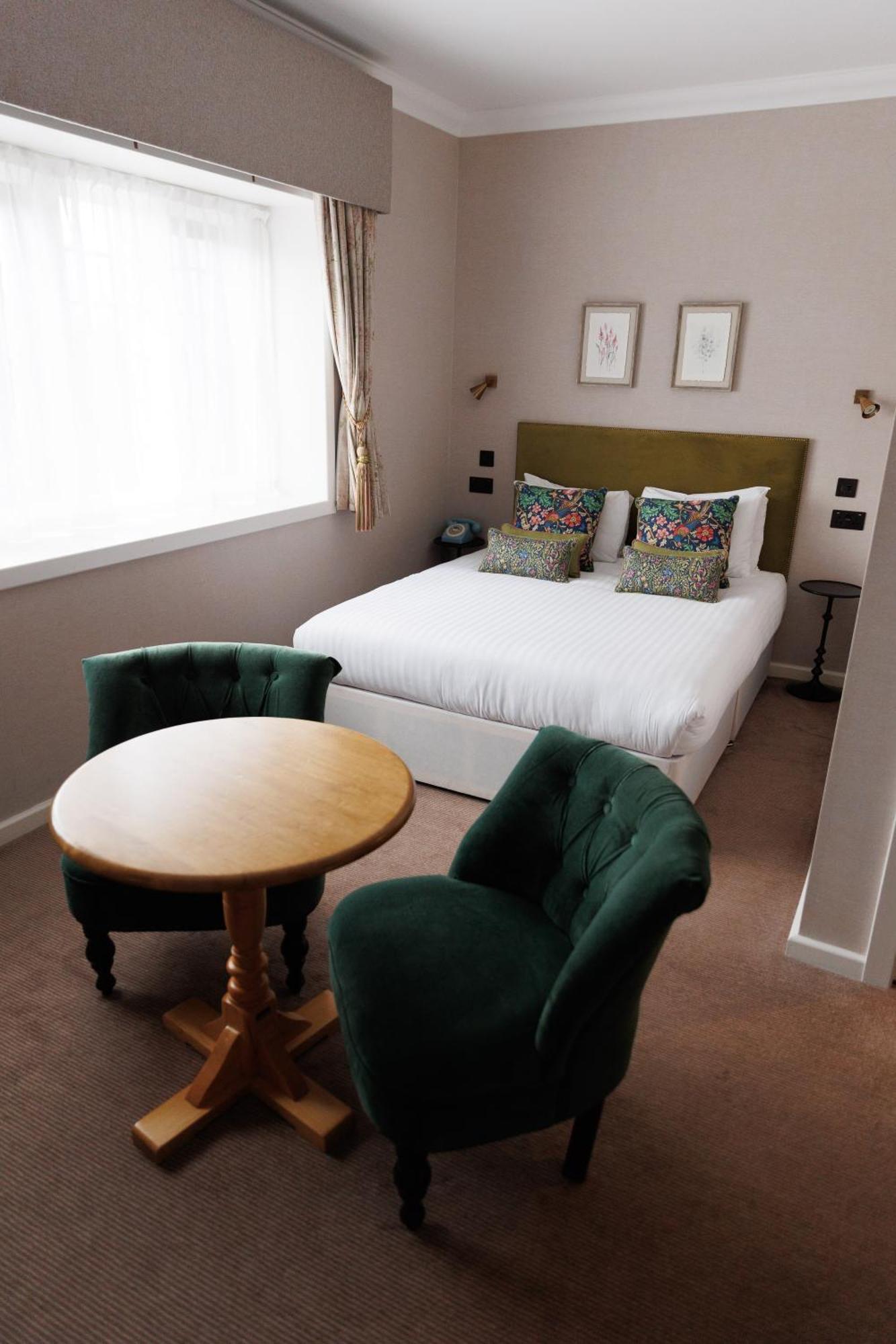 Stanton House 4* Swindon
