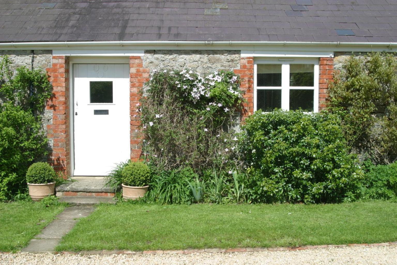 Stable Apartment *