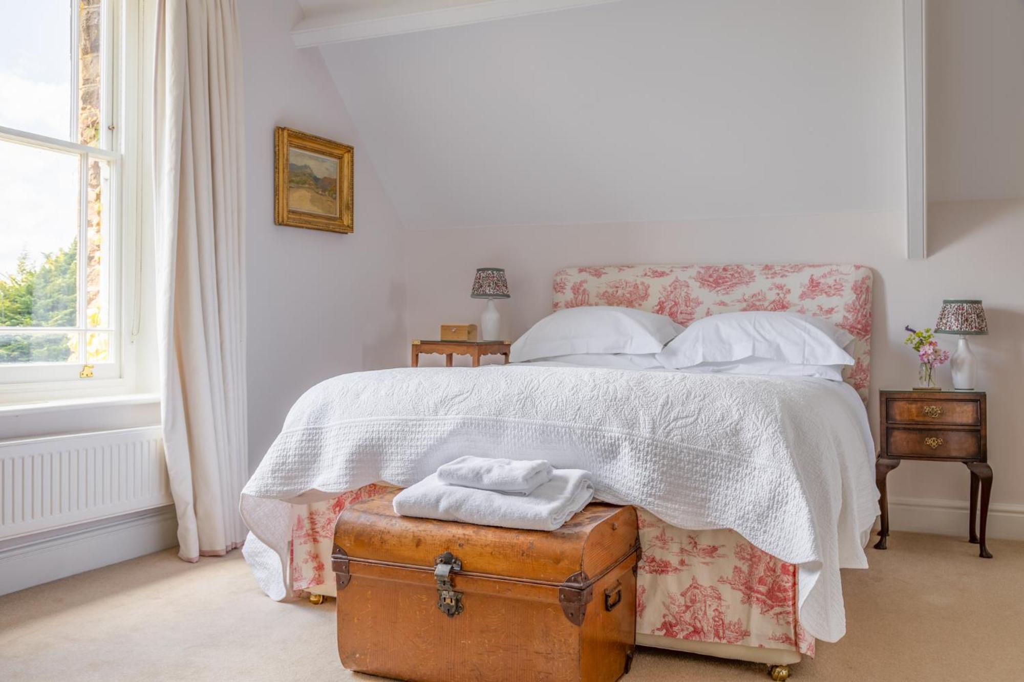 Overtown Manor Bed & Breakfast Swindon