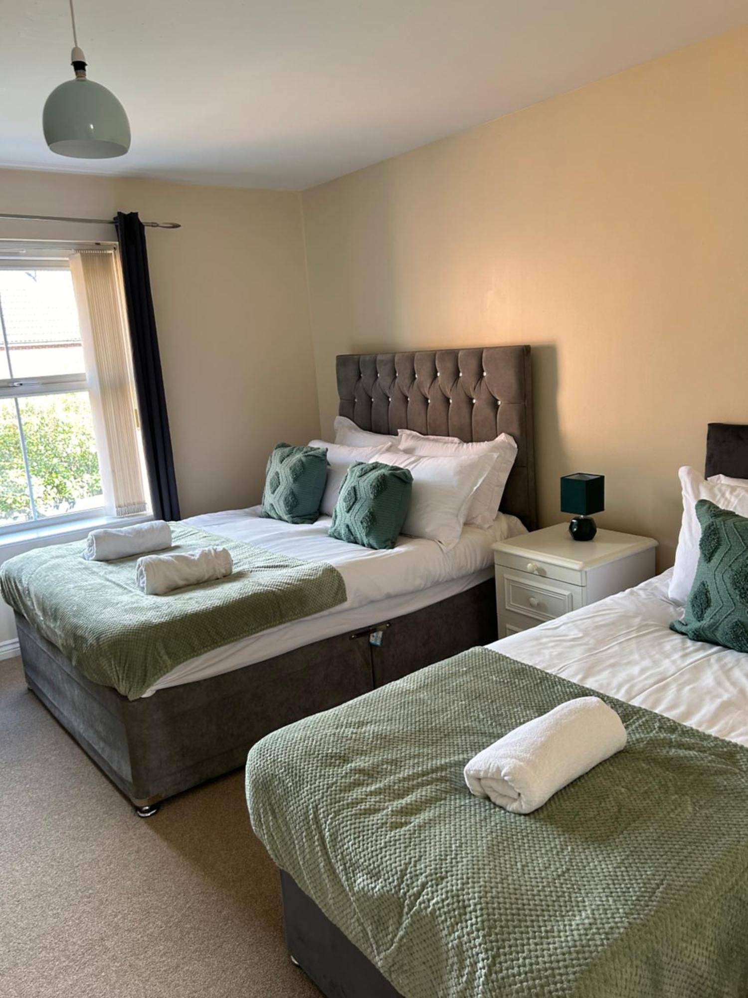 Comfy 3 Bed House North *