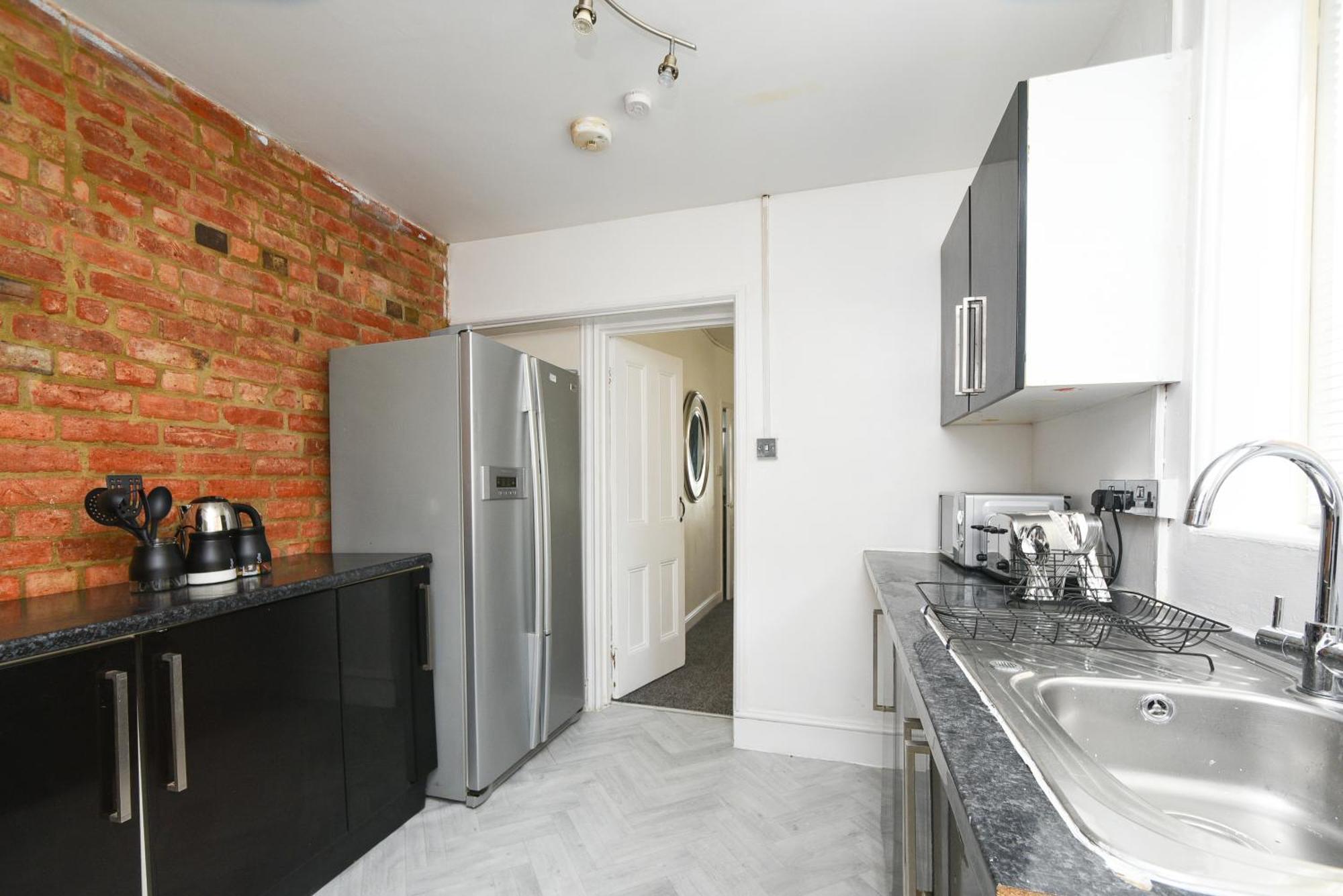 Parkside Victorian Retreat Near Town Centre *